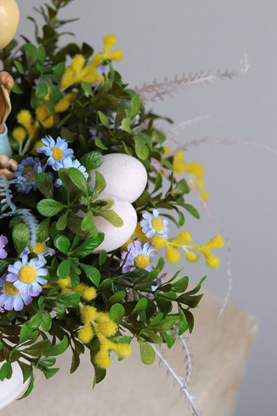 Bunny Spring, wielkanocna kompozycja w pucharze