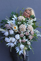 Mortario Relana, kompozycja nagrobna w misie