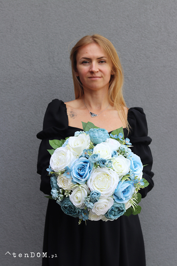  Błękit Serca, bukiet nagrobny we wkładzie