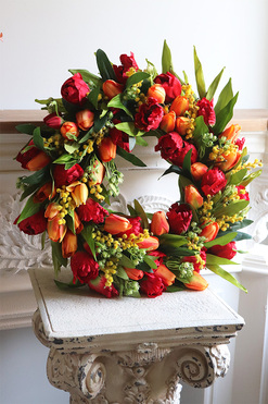 wiosenny wianek Tulipanowy Fire, śr.47cm 