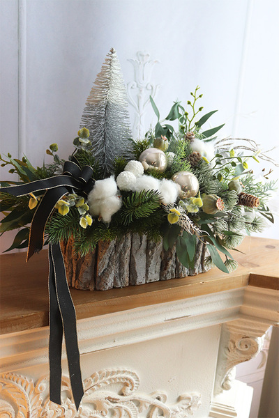 White Snow, kompozycja nagrobna w skrzynce