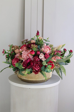 Leonere, kompozycja kwiatowa w złotej misie, wym.34x48cm 