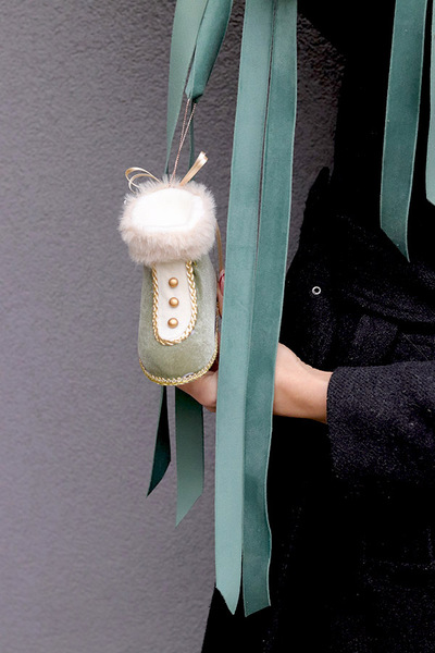 Zimowa Ballerina, świąteczny wianek dekoracyjny