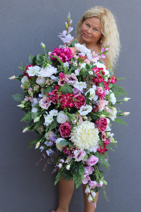 Amaranita, duża wiązanka nagrobna