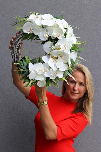 Orchideano, wianek na drzwi ze storczykami