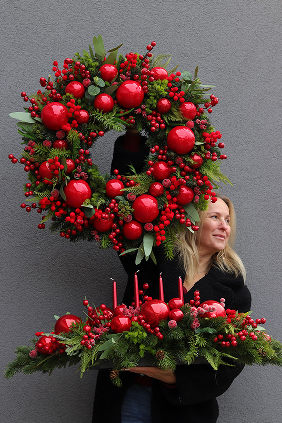 Karminowe Love Xmas, duży adwentowy stroik na stół