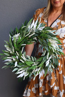 Białe Wrzosy, jesienny wianek na drzwi, śr.45cm