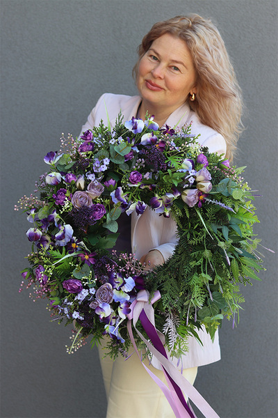 Fiolla, asymetryczny wianek na drzwi