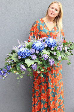 Blue Longia, girlanda nagrobna na desce, dł.110/150cm 