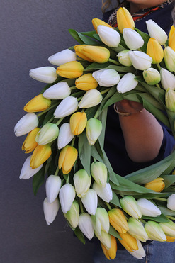 Witaj Wiosno Tulipanowo 2, wiosenny wianek z tulipanów, śr.50cm  