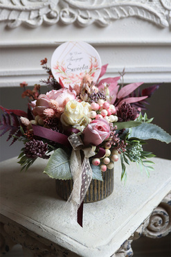 Lubina, różowa kompozycja kwiatowa, wys.24cm