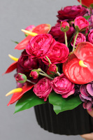 Czerwień Jesienna, kompozycja nagrobna w misie, wym.40x46cm