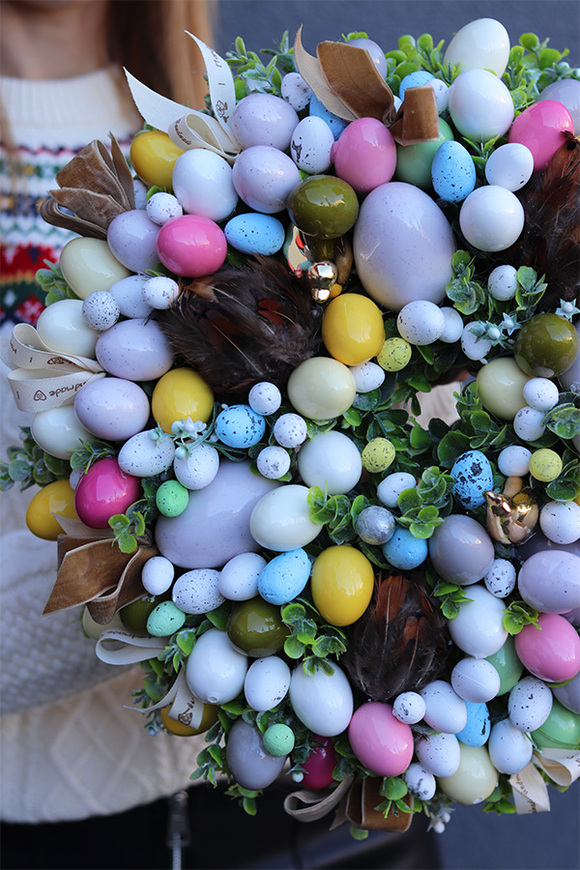 Spring Pastelina 2, wielkanocny wianek z jajkami