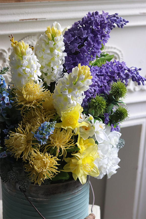 Turkusowa Rabata, wiosenna kompozycja kwiatowa