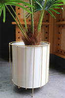 Palma Livistona Stripes, sztuczna roślina w doniczce