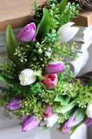 Tulipanowa Alejka, wiosenny wianek z tulipanami