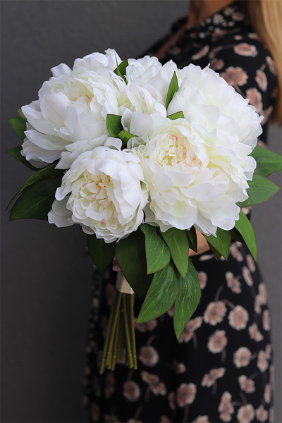 Aura, bukiet kremowych peonii, wys.38cm 