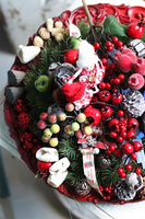 Do It Yourself Red, stroik do samodzielnego wykonania, śr.35cm 