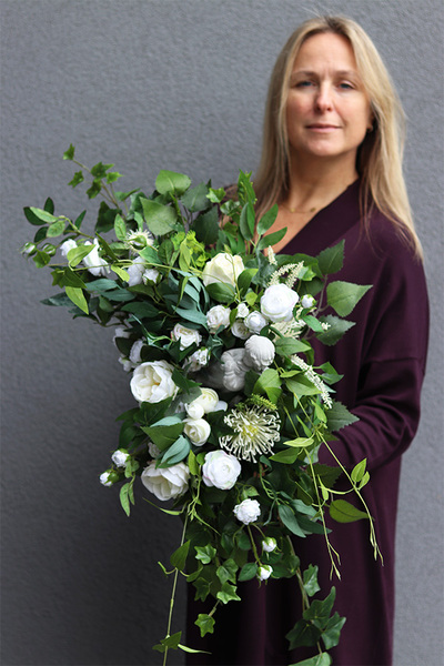 White Angel, dekoracja nagrobna w skrzynce