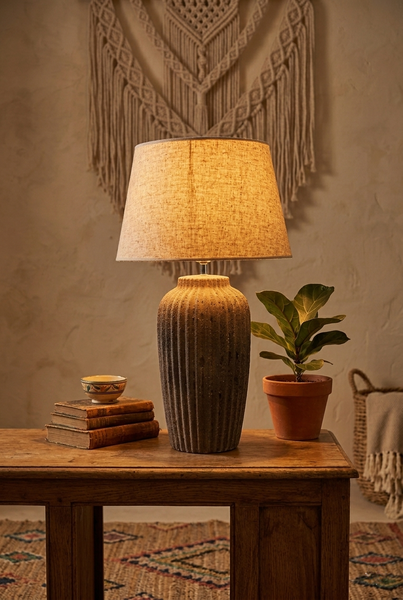 Demeter, ceramiczna lampa stołowa