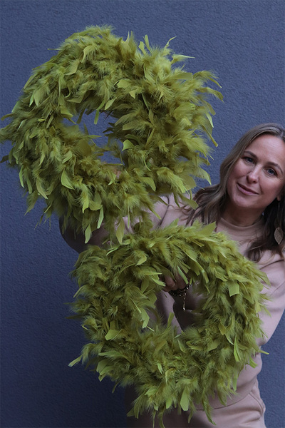 Fluffy Spring, wielkanocny wianek z piórami zielony