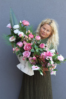 Remona Pink, nagrobna kompozycja kwiatowa w pucharze