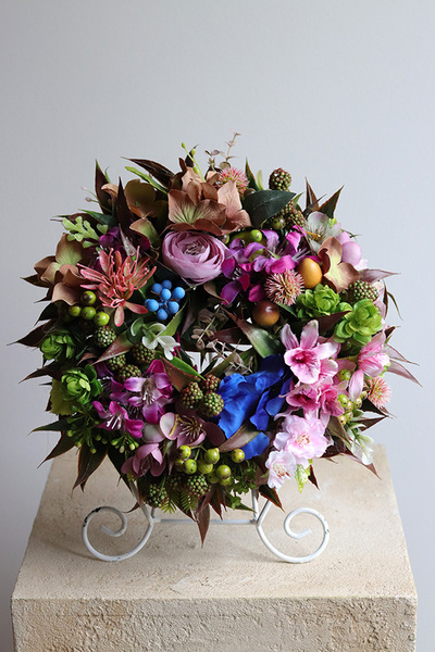 Stasia, kwiatowy wianek na drzwi