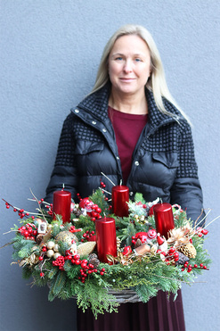 Red Star, adwentowy wianek stroik z czterema świecami, śr.60cm