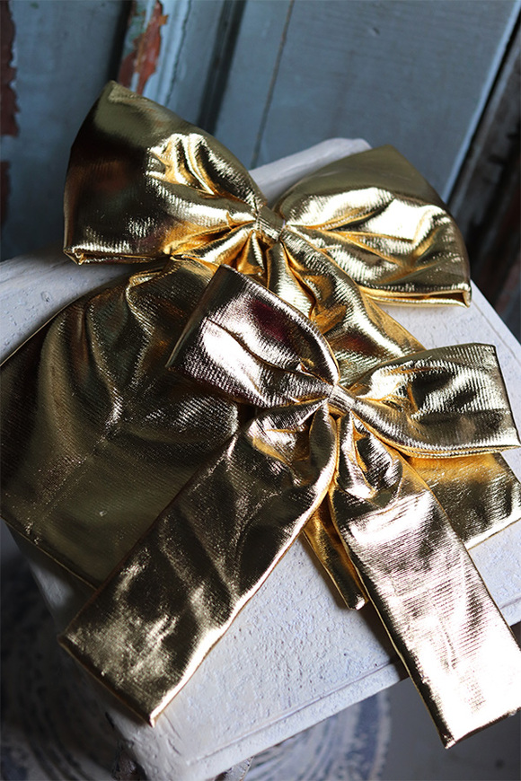 OD RĘKI, Złota Kokarda, świąteczna zawieszka, wym.23x29cm 