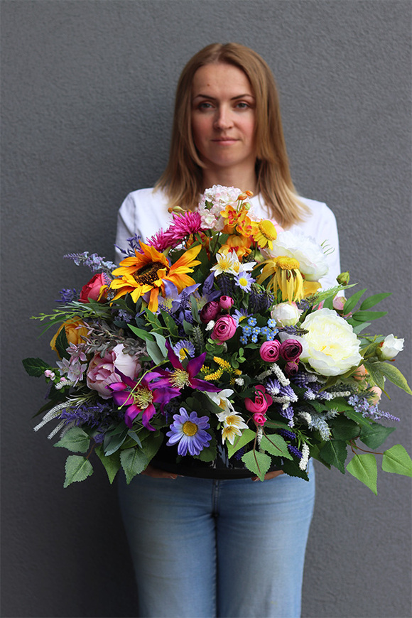 Polskie Ogrody, kompozycja nagrobna w plastikowym naczyniu