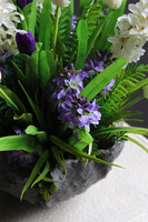 Volcan Spring Moment, kompozycja nagrobna w misie