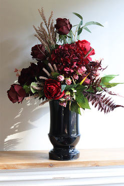 Bordo Deluxe, bukiet nagrobny w flakonie, wys.70cm