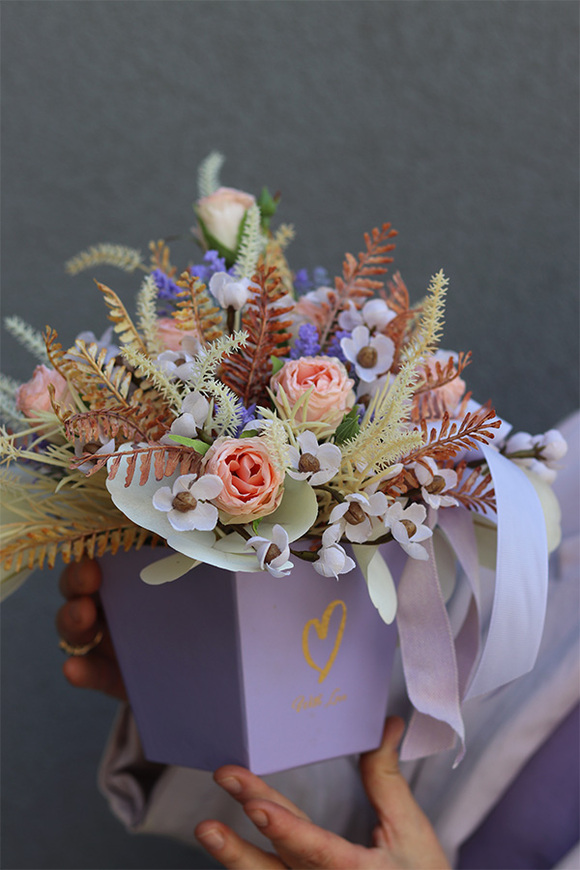 Orfitta With Love A, welurowy flowerbox boho z suszem