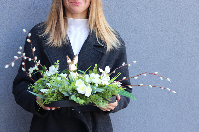 Black Easter Złoty Zając, stroik wielkanocny