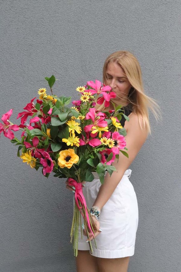 Layella, różowo-żółty bukiet do wazonu