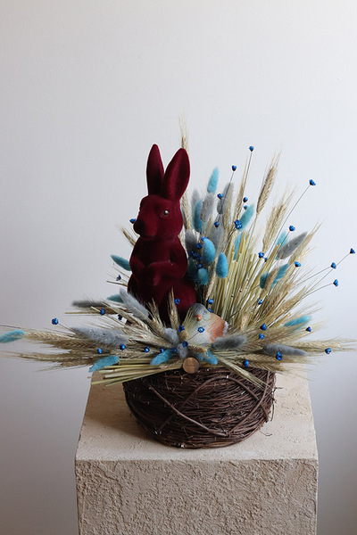 Velvet Cottage, stroik wielkanocny z zajączkiem