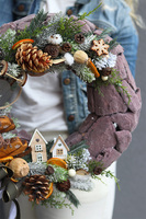 Velvetove Miasteczko, asymetryczny zimowy wianek