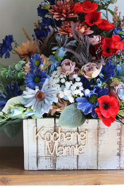 Maki dla Mamy, dekoracja nagrobna z dedykacją