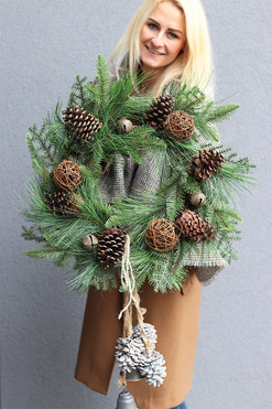 Dzwonki Sań, zimowy wianek dekoracyjny z zawieszką, śr.60cm