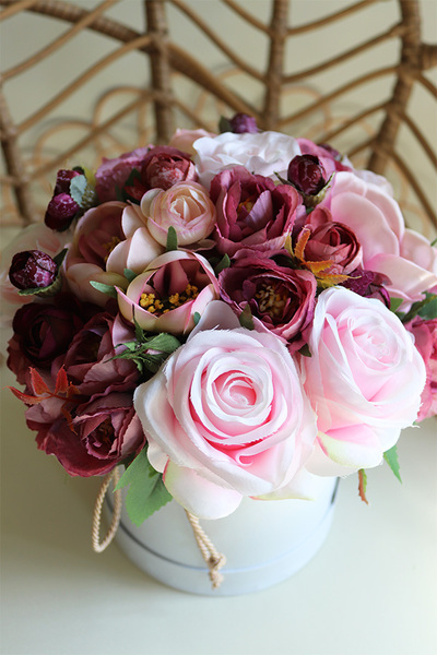 Cedita, flowerbox z różowymi kwiatami, wys.25cm 