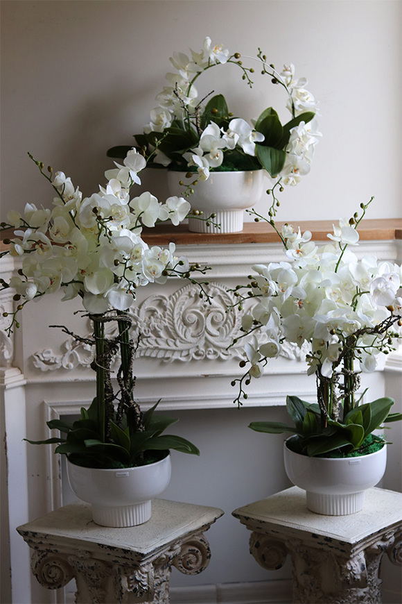 Japandi Orchid Subtelle, sztuczny storczyk w ceramicznym pucharze