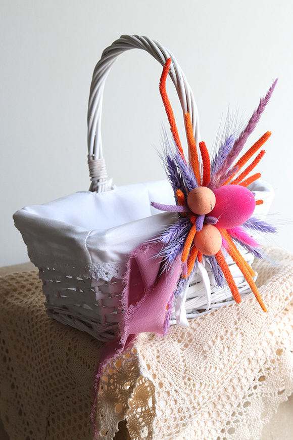 Kreolia, dekorowany koszyczek wielkanocny