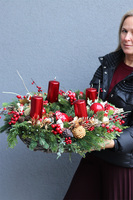 Red Star, adwentowy wianek stroik z czterema świecami