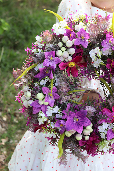 Violet Days, kwiatowy wianek na drzwi