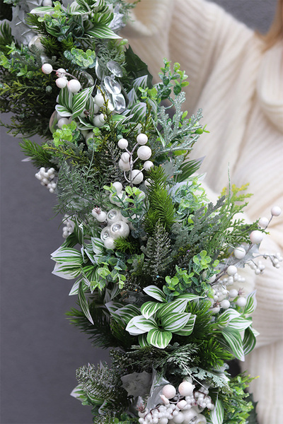 Winter World, zimowa girlanda z jagodami