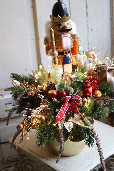 Dziadek do Orzechów Gold, stroik świąteczny