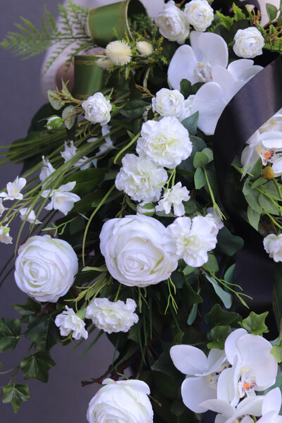 Ellenia, bukiet nagrobny do położenia, biały