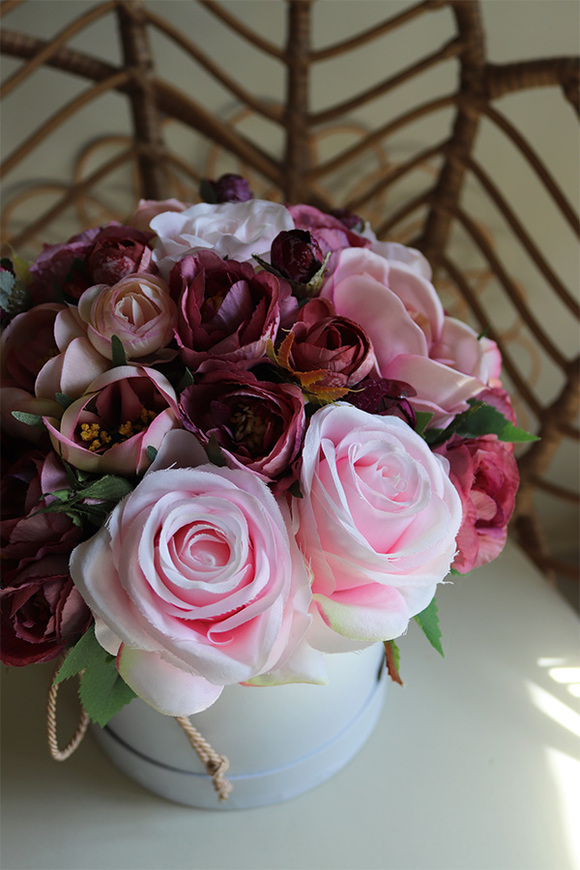 Cedita, flowerbox z różowymi kwiatami, wys.25cm 