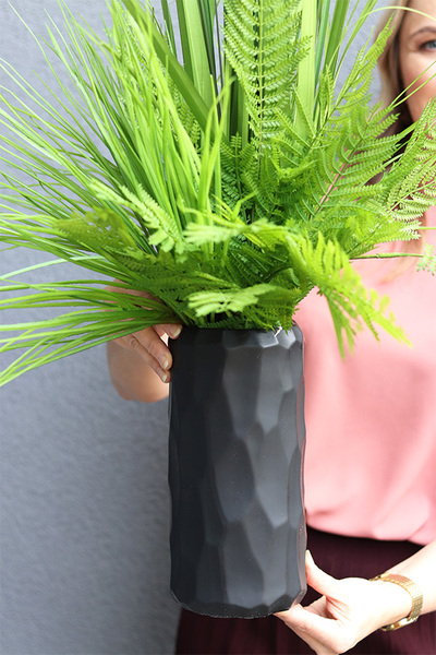 Blackisto, dekoracyjny bukiet w wazonie