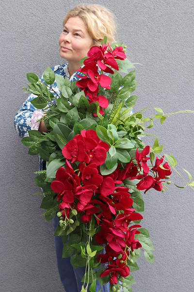 Red Orchids Volcan, wiązanka nagrobna na ciężkiej tacy